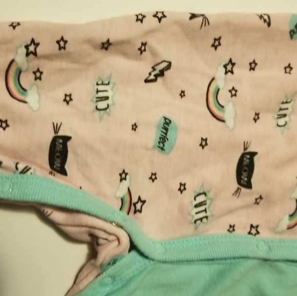 Baby Girl's Sleepers (2) Size 3-6 Months - Picture 14 of 16